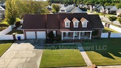 2794 Arbor Grove Ct in Fayetteville, NC - Building Photo - Building Photo