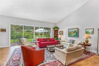 4106 Carriage Dr in Pompano Beach, FL - Building Photo - Building Photo