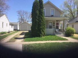 200 6th Ave SW in Le Mars, IA - Building Photo