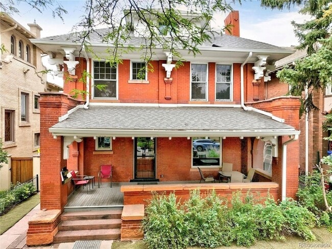 property at 840 Emerson St