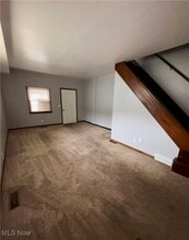 287 Thomas St in East Palestine, OH - Building Photo - Building Photo