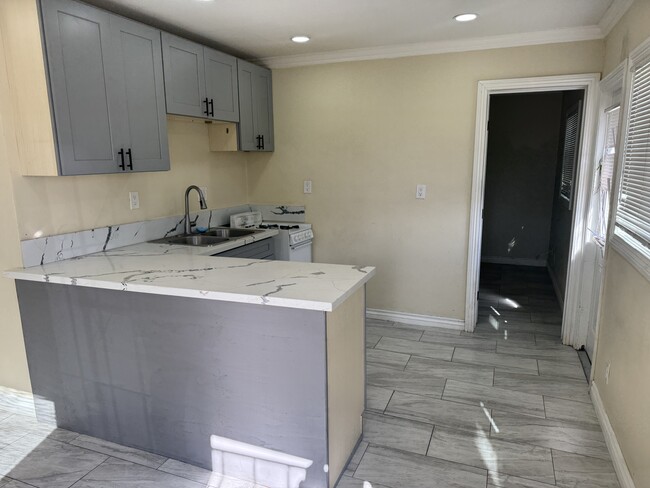 18634 Corby Ave in Artesia, CA - Building Photo - Building Photo