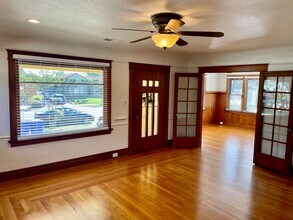 3420 Granada Ave in San Diego, CA - Building Photo - Building Photo