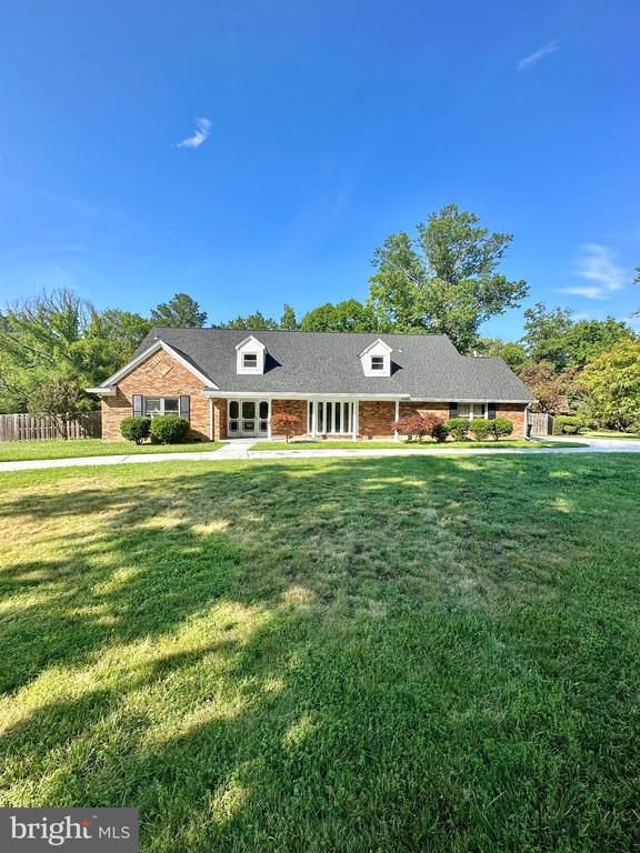 12312 Loch Carron Cir in Fort Washington, MD - Foto de edificio - Building Photo
