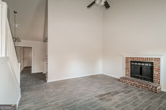 721 Dunaire Way in Jonesboro, GA - Building Photo - Building Photo