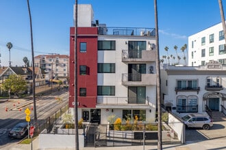 941 Fedora St in Los Angeles, CA - Building Photo - Building Photo