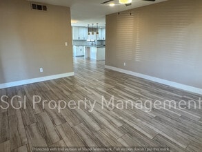 609 E La Donna Dr in Tempe, AZ - Building Photo - Building Photo