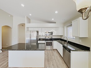 9665 E Olla Ave in Mesa, AZ - Building Photo - Building Photo