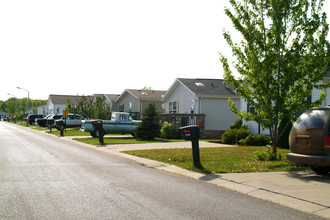 Hunterwood Homes in Dryden, MI - Building Photo - Building Photo