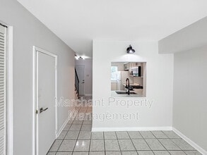 2530 E North St in Greenville, SC - Building Photo - Building Photo
