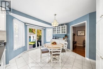 493 Blackstock Rd in Newmarket, ON - Building Photo - Building Photo