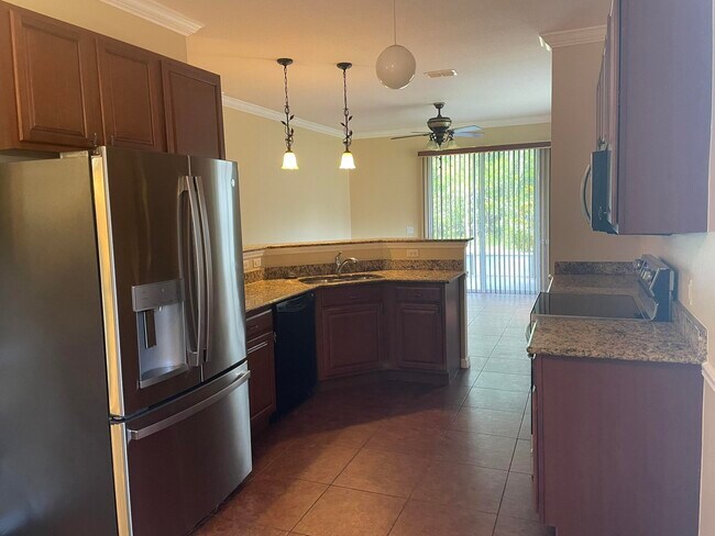 5079 NW Fiddle Leaf Ct in Port St. Lucie, FL - Building Photo - Building Photo