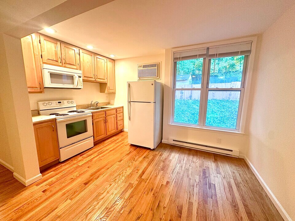 Highland Crossing in Highland, NY - Building Photo