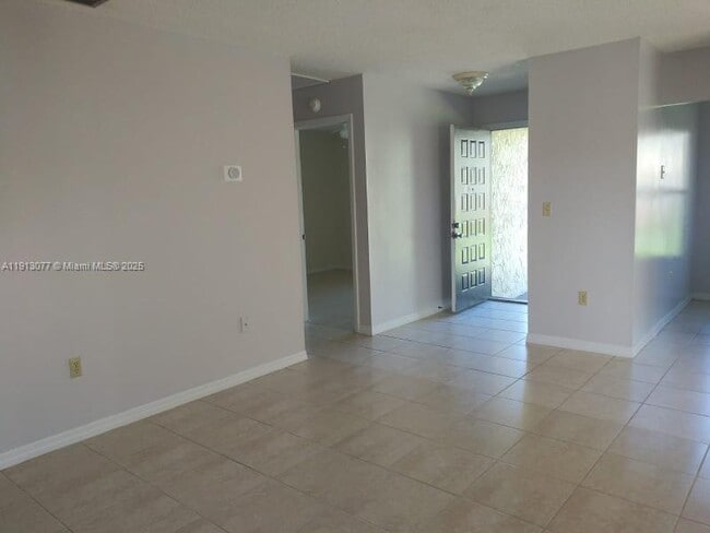 428 Hunter Cir in Kissimmee, FL - Building Photo - Building Photo