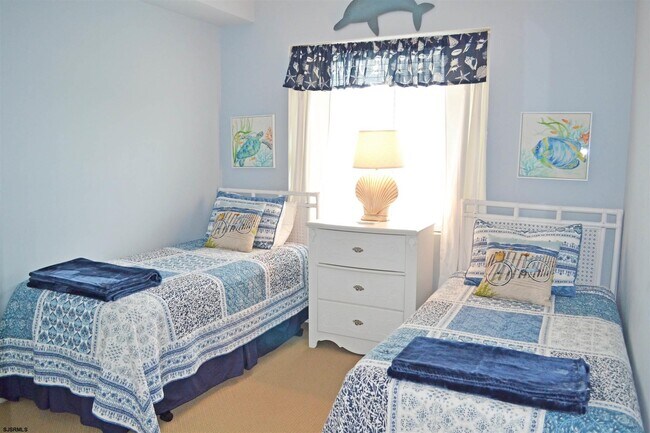 25 S Surrey Ave in Ventnor City, NJ - Building Photo - Building Photo