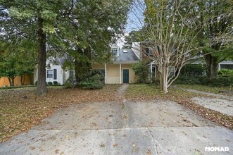 5034 Bell Dr SE in Smyrna, GA - Building Photo - Building Photo