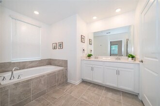 8891 Cabot Cliffs Dr in Davenport, FL - Building Photo - Building Photo