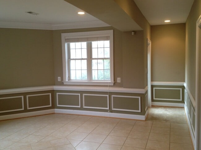 6608 Edsall Rd, Unit 1 in Springfield, VA - Building Photo - Building Photo