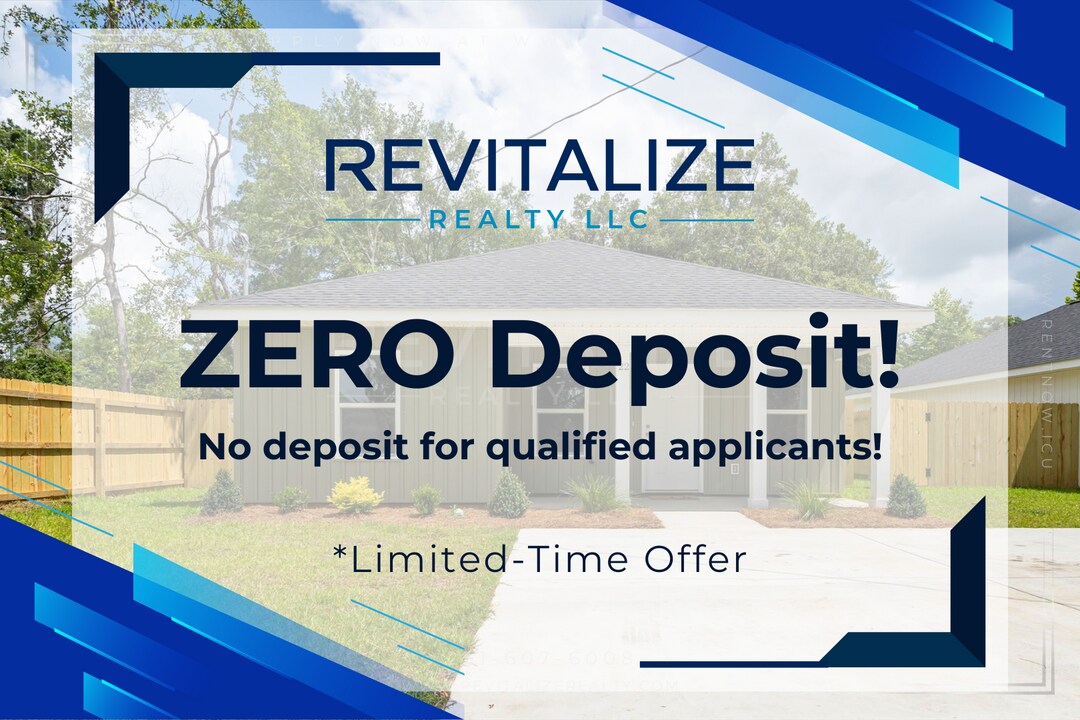 22 E Everett Ave in Saraland, AL - Building Photo