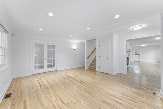 14 Wakefield Rd in Scarsdale, NY - Building Photo - Building Photo