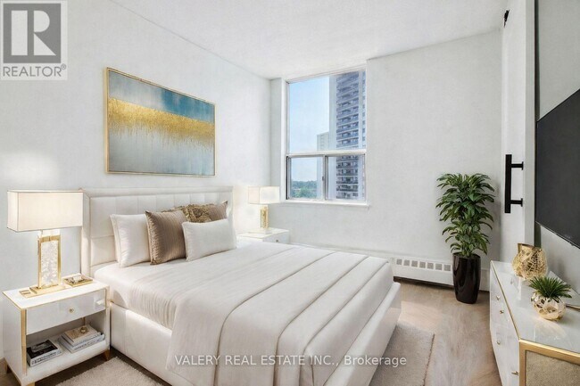 75 Eastdale Ave in Toronto, ON - Building Photo - Building Photo