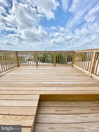 719 Reservoir St photo'