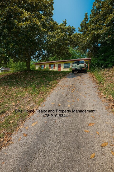 4331 Ashland Dr in Macon, GA - Building Photo