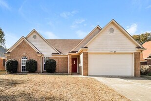 7343 Bridle Ln in Southaven, MS - Building Photo