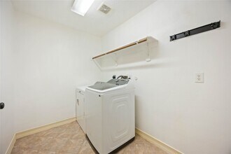 1402 Chaparral Crossing in League City, TX - Building Photo - Building Photo