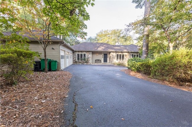 3536 Mill Creek Rd NE