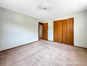 2050 Pike Lake Dr in New Brighton, MN - Building Photo - Building Photo