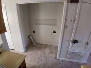 141 S Gosnell St in Blytheville, AR - Foto de edificio - Building Photo