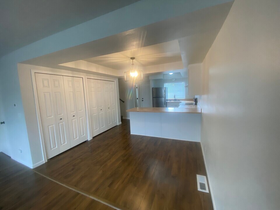 631 F St in Blaine, WA - Building Photo