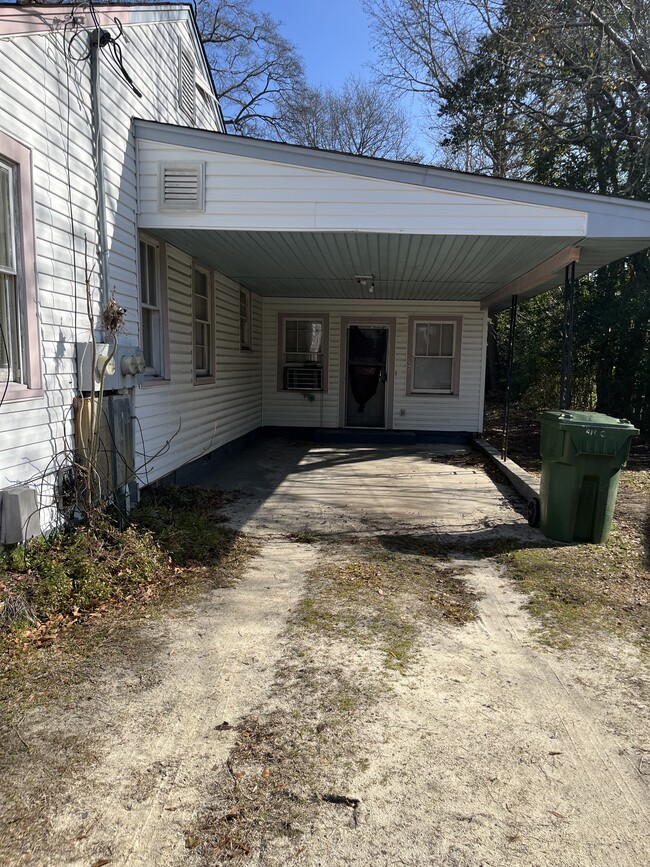 110 S Homestead Dr, Unit C in Florence, SC - Building Photo - Building Photo