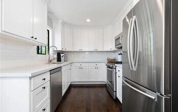 5180 Olmeda Ave in Atascadero, CA - Building Photo - Building Photo