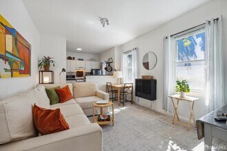 1742 Blake St in Berkeley, CA - Foto de edificio - Building Photo