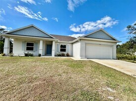 2534 Longworthy Rd in North Port, FL - Building Photo