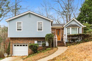 5000 Juiata Dr in Irondale, AL - Building Photo