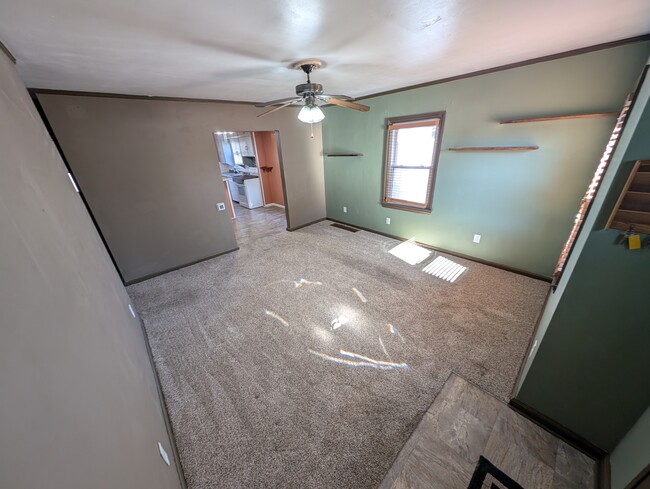 property at 1112 E Douglas Ave