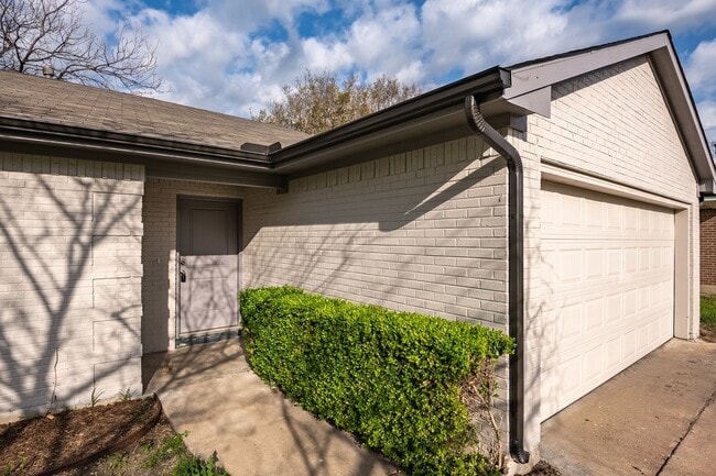 property at 3462 Coronado Ct