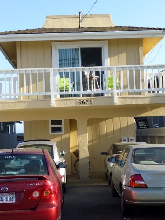 6665 Del Playa Dr