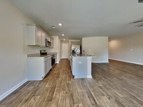 75 Blue Fescue Way in Columbia, SC - Foto de edificio - Building Photo