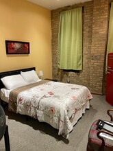 356 W Superior St in Chicago, IL - Building Photo - Building Photo