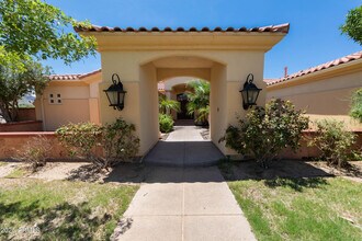 9210 S 19th Ave in Phoenix, AZ - Building Photo - Building Photo