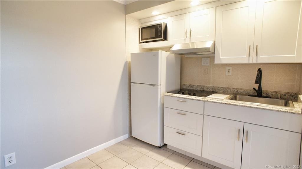 25 Maple St in Norwalk, CT - Building Photo