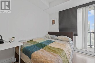 308 Jarvis St in Toronto, ON - Building Photo - Building Photo