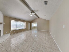 22610 Meadowgate Dr in Spring, TX - Building Photo - Building Photo