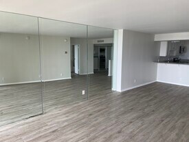 4337 Marina City Dr, Unit 843 in Marina Del Rey, CA - Building Photo