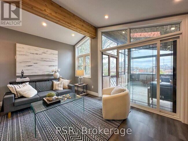 68 Fairmount Rd in Kitchener, ON - Building Photo - Building Photo