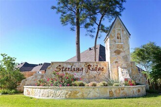 106 Alessandra Way in Huntsville, TX - Building Photo - Building Photo